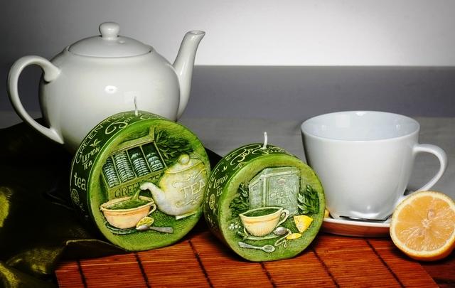 r - ZÖLD TEA DYSK M, illatos gyertya 40x90